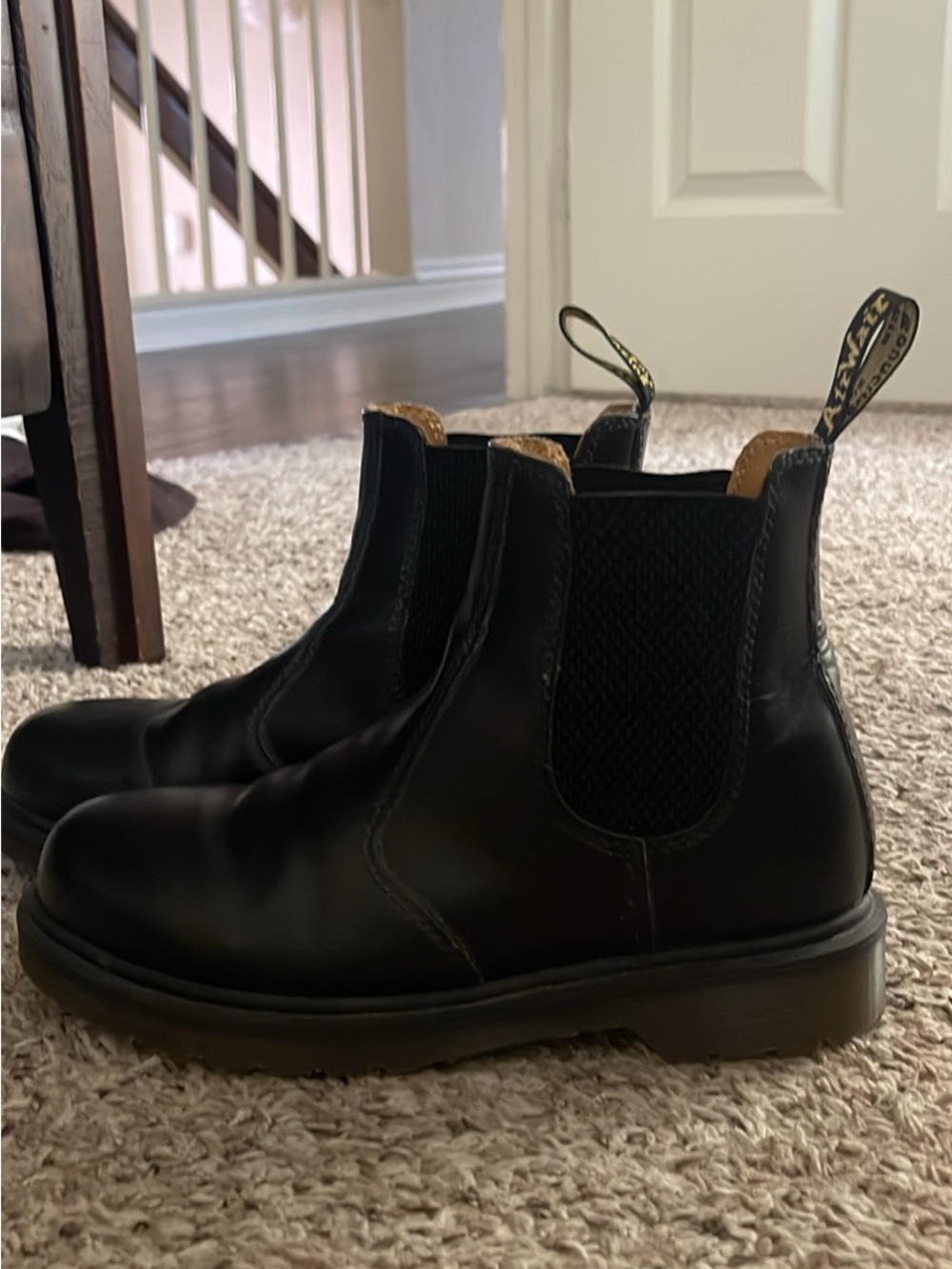 Black Leather Chelsea Boots - Classic Slip-On Mens size 5 Women’s size 6